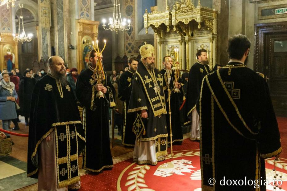 Liturghia Darurilor mai înainte sfințite la Catedrala Mitropolitană din Iași / Foto: Flavius Popa